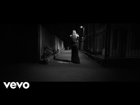 Vera Blue - Settle (Official Video)