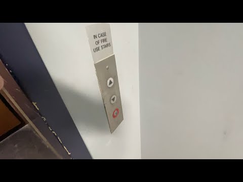 Westinghouse MPH RT Hydraulic Service Elevator @ Hartwell Building - Pittsburgh, PA