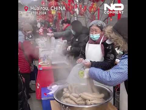 Chinese prepare to welcome the Year of the Dragon