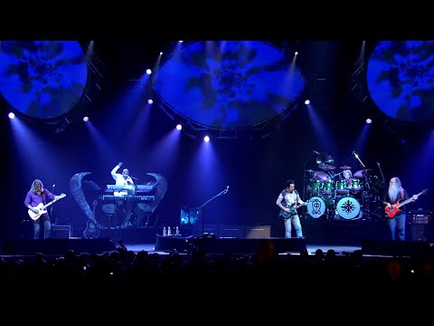 Videoclip de Drag Him To The Roof — Toto