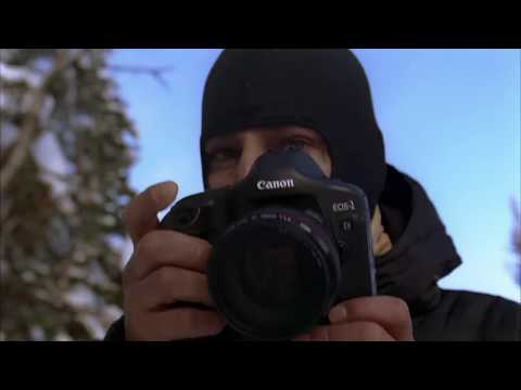 Snowboard offpist with Redbull