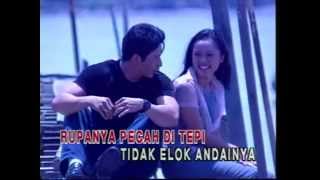 Elly Mazlein - Usah Di Tambah Bara Yg Tersimpan (With Lyrics)