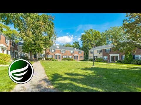 Eagle Rock Apartments at Maplewood - Renovated 1 Bedroom, 1 Bathroom + Den - Virtual Tour