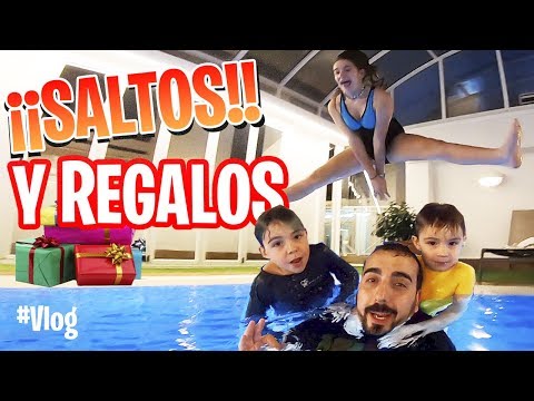 Saltos EN LA PISCINA CUBIERTA + Abrimos REGALO azul SOLIDARIO FUNDAME