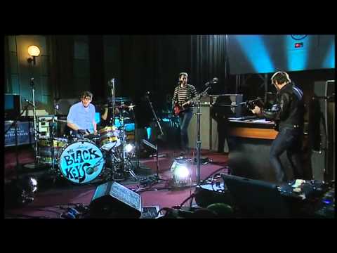 The Black Keys - Lonely Boy (Maida Vale) [lyrics/legendado]