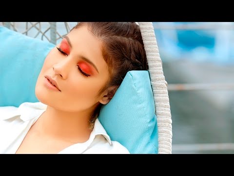 Calyxta x Kiana Valenciano: Going Places