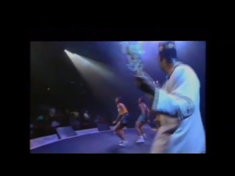Working Week ft  Eyvon Waite, Marcia Byfield & Paul 'Tubbs' Williams - Positive (Live) 1990