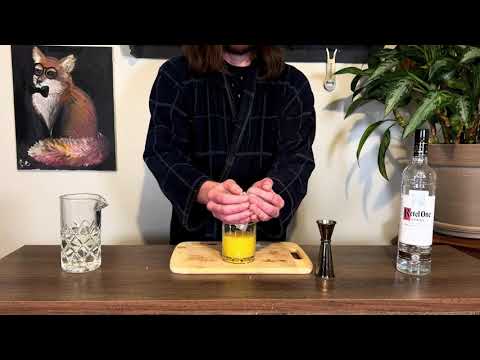 How to Mix our "Screwed-Up Mimosa" Cocktail