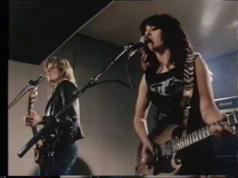 Girlschool - Demolition Boys -- live rehearsal 1980