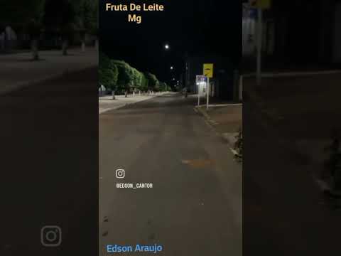 Noite tranquila. em Fruta de leite mg