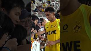 【ドルトムント】ベリンガム&ギラシ&バイアーらスター選手が公開練習で日本のファンを魅了！　#shorts
