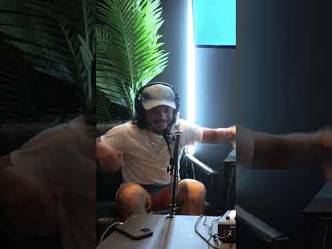 Ep 2 “Far From Average” Podcast ft @johnnyseedlive  reflects on his encounter with G-Easy