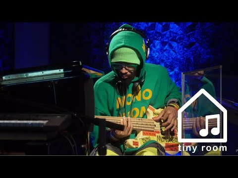 Really Mad - Greg Spero, MonoNeon, Ruslan Sirota, Sput Searight (Tiny Room Live Performance)