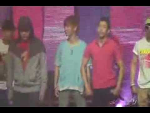 090626 Mbank Rehearsal SNSD Gee - SHINee Key