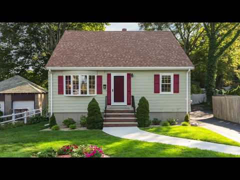 4 Buchanan Rd, Salem MA - Betsy Merry - Tel  508-641-6241