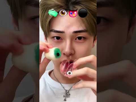 Eating Emoticons In Order😵🧼👁 #shorts #seungbini