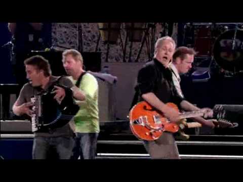 Rowwen Hèze en Guus Meeuwis -  Bestel Mar [Live]