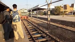 preview picture of video '14 DN Awam Express arriving at Hyderabad Junction'