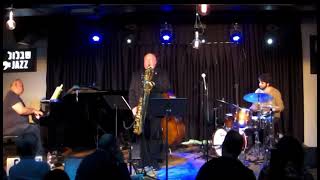 10MFAN presents: Billie’s Bounce live on the 10MFAN Infusion BARITONE mouthpiece￼