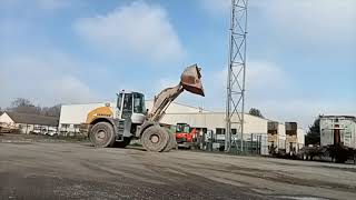 Купить фронтальный погрузчик Liebherr L 538 - Изображение 4 | Machineryline LT Фронтальный погрузчик Liebherr L 538 | Изображение 4 - Machineryline