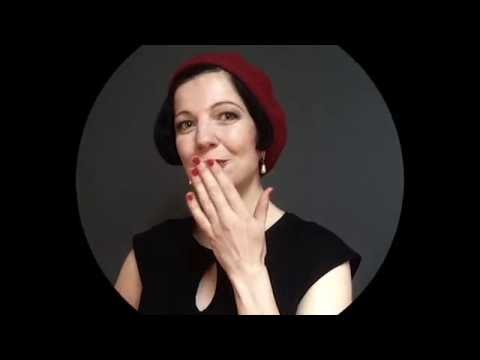 Vecona Vintage - How to tie a silk scarf Part 5 - The Belt