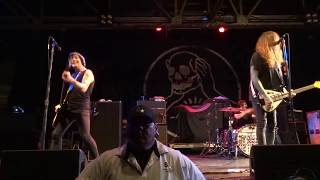 Against Me! - Pretty Girls (The Mover) Live in Houston, Texas