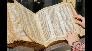 Essa é a BÍBLIA que vc deve ter para ler!