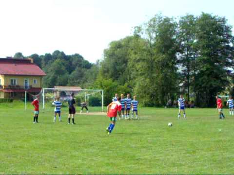 22.08.09- LKS Hłudno - LKS Zarszyn bramka z wolnego ;p