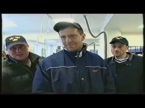 Ishockey VM i Åbo 2003 Turisterna i staden och Slovakien krossade Ukraina