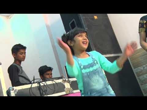 Little kid Shreyasi's dance