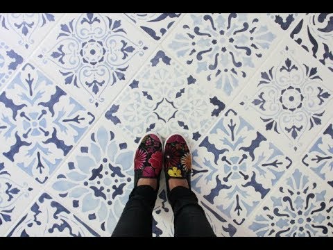 How to paint a tile floor design