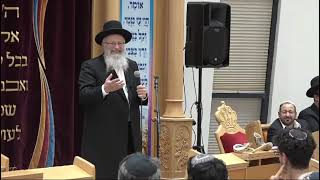 ה' אוהב אהבת עולם - לכן הוא שומע תפילתנו | כינוס חיזוק ותפילה בראש העיר | ערש"ק מטות מסעי תשפ"ד (הרב שמואל אליהו) - התמונה מוצגת ישירות מתוך אתר האינטרנט יוטיוב. זכויות היוצרים בתמונה שייכות ליוצרה. קישור קרדיט למקור התוכן נמצא בתוך דף הסרטון