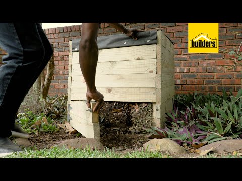 Make Your Own Compost Bin With This Simple DIY