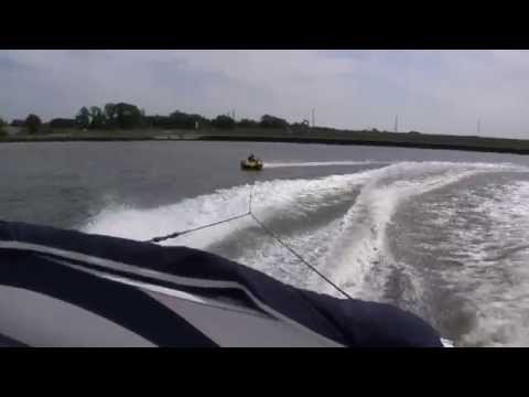 Wasser Tube fahren auf dem Srelasund