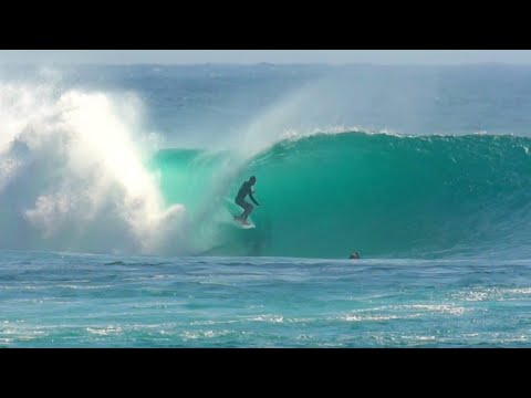Lekkere golven en barrels surfen bij Super Suck