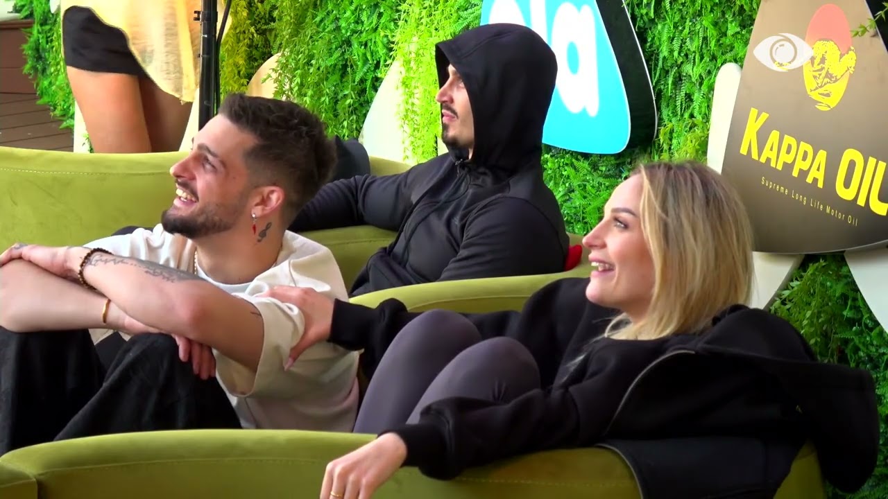 Gimbo i dhuron puthje Selin