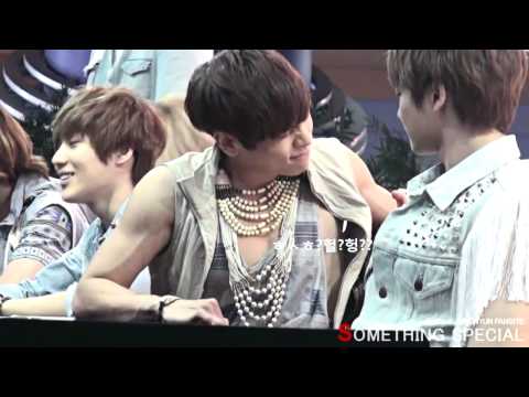[Something Special] 12.04.08 SHINee 'COEX Fansign' Jonghyun @ Seoul