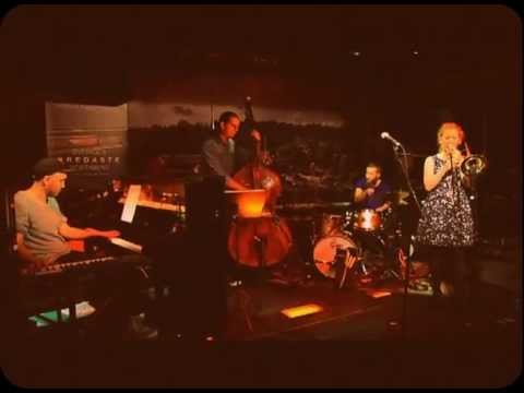 Lisa Bodelius Quartet - At first sight (live)