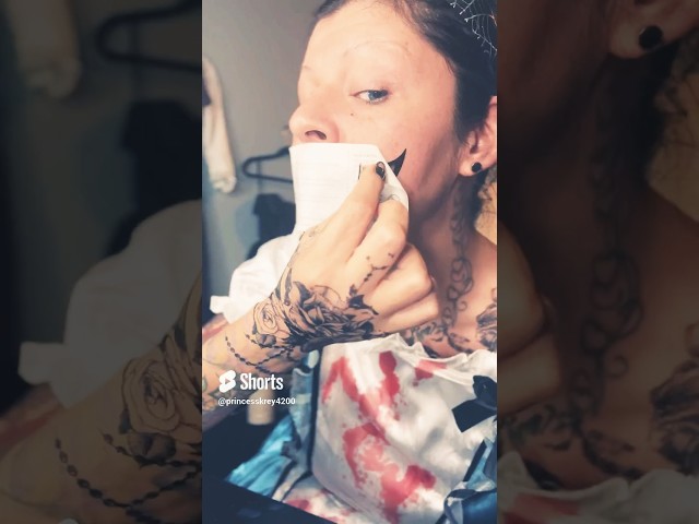 Vídeo relacionado con DPKOW 96 piezas de tatuajes temporales de Harley Quinn, adhesivos falsos de Quinn, accesorios de maquillaje para disfraces, tatuajes de Halloween