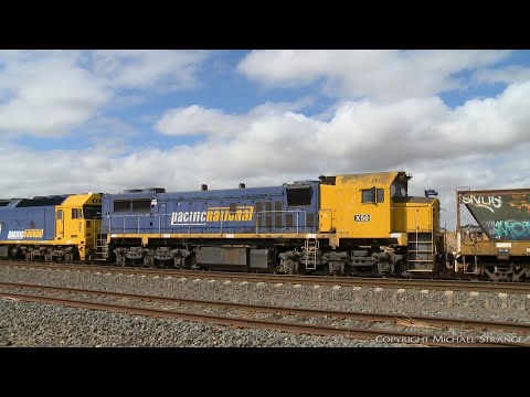 X50 On 7736V Pacific National Grain Train  - PoathTV Australian Trains & Railways