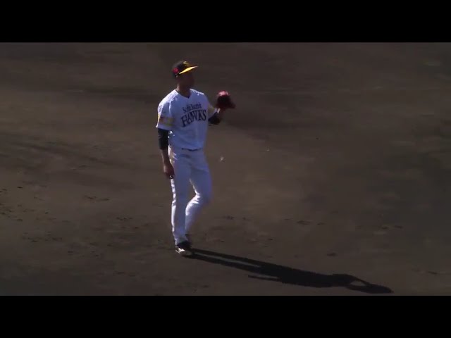 【春季キャンプ】ホークス・加治屋が松田からズバッと見逃し三振を奪う!!