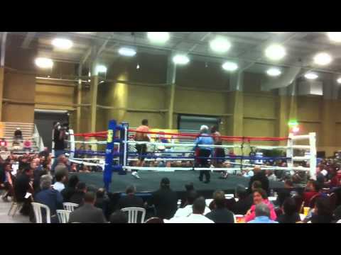 James " El Chocolate " Parison  vs Lester " El Cubanito " G