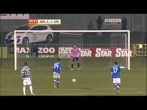 Ryan Henderson with Mental Miss - Linfield vs Shamrock Rovers 1-4 4 3 2013