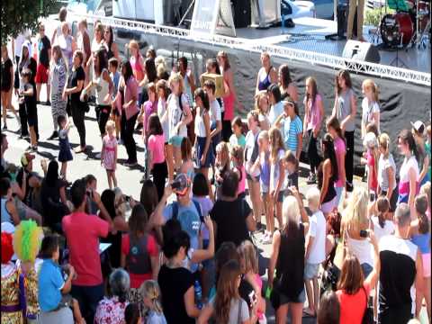 Groovit 2013 Flash Mob