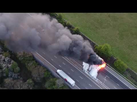 Milk Lorry Fire | M40 Buckinghamire
