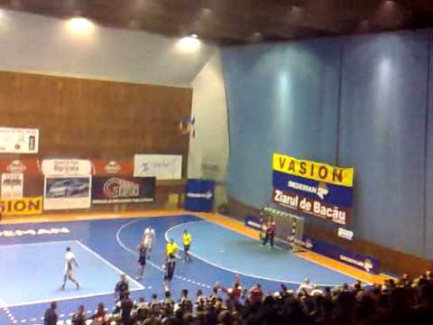 Stiinta Bacau-HCM Constanta 27-25