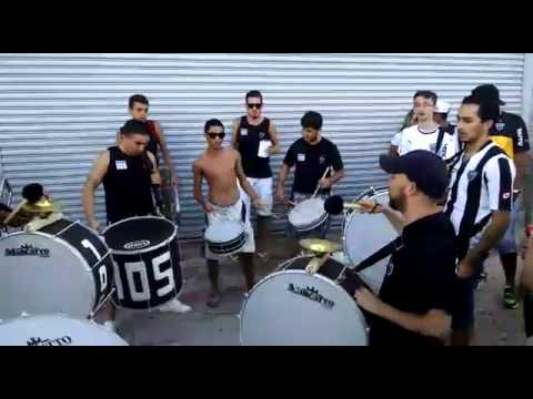 "Movimento 105 - Não Paro Nunca de Te Amar" Barra: Movimento 105 Minutos • Club: Atlético Mineiro