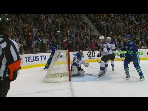 Canucks Vs Kings - Mason Raymonds 3-1 Goal - 12.14.09 - HD