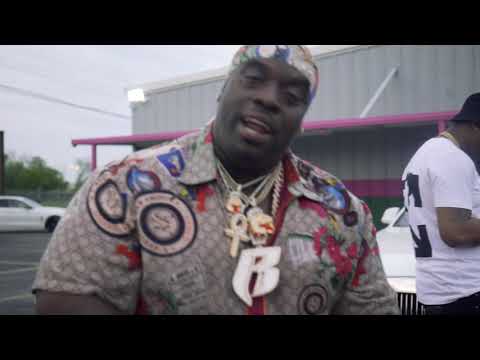 King D'Black ft. fire fajeeta & OTC Toro - Whip Game ( Official Musik Video)