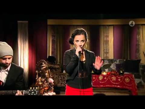 Jasmine Kara - My Party -Live "Efter Tio" TV4- with chris Shorooi